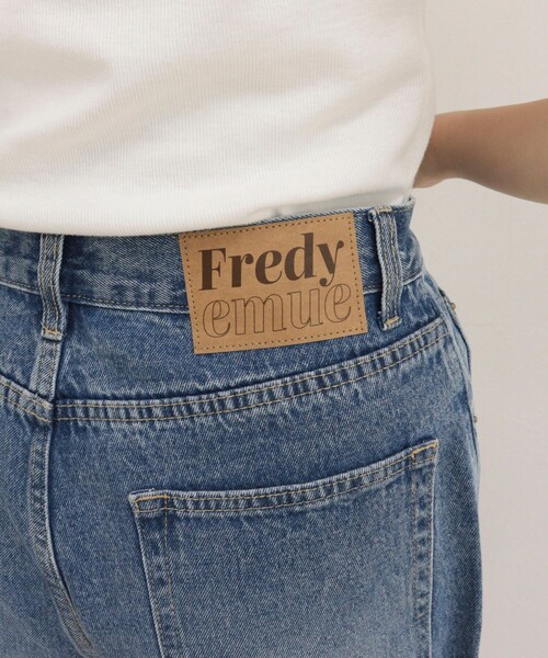 fredy emue(フレディエミュ)の「Soft color straight Denim(デニムパンツ・レディース・ブルー/ラベンダー・36/38)」の17枚目の写真