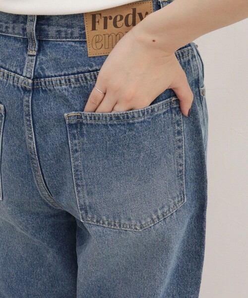 fredy emue(フレディエミュ)の「Soft color straight Denim(デニムパンツ・レディース・ブルー/ラベンダー・36/38)」の18枚目の写真
