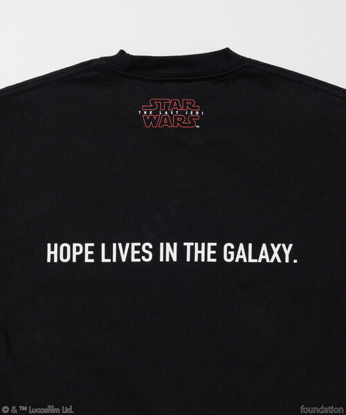 FREAK'S STORE(フリークスストア)の「STARWARS EP8 KV TEE/スターウォーズ エピソード8キービジュアルTシャツ(Tシャツ/カットソー・メンズ・ブラック・X-LARGE/XX-LARGE/LARGE)」の6枚目の写真