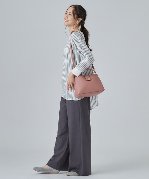 SHOO・LA・RUE(シューラルー)の「【2WAY】ベルトデザインショルダーバッグ(ショルダーバッグ・レディース・ベージュ/ピンク系/ブラック・00)」の7枚目の写真