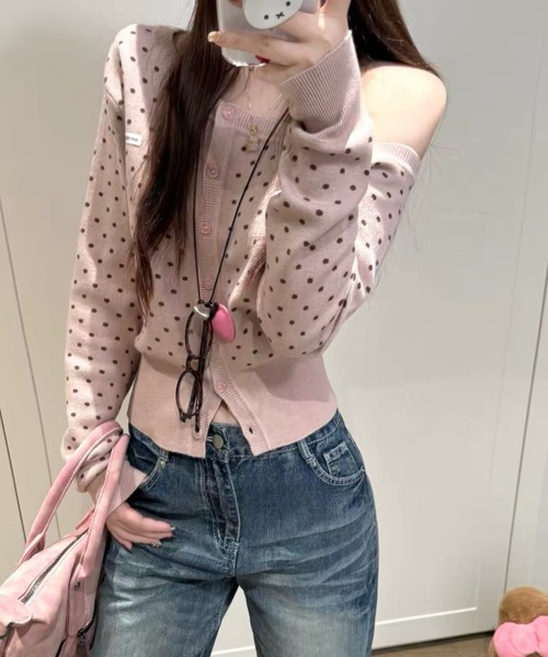 AVYL（アヴィル）の「ドット柄ワンショルダーニットカーディガン（ニット/セーター・レディース・ピンク・M）」の10枚目の写真