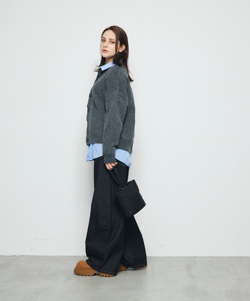 DAZE（デイズ）の「ストライプ レギュラーカラー オーバーサイズシャツ（シャツ/ブラウス・メンズ・ホワイト系/ブルー系・LARGE/MEDIUM/SMALL）」の11枚目の写真