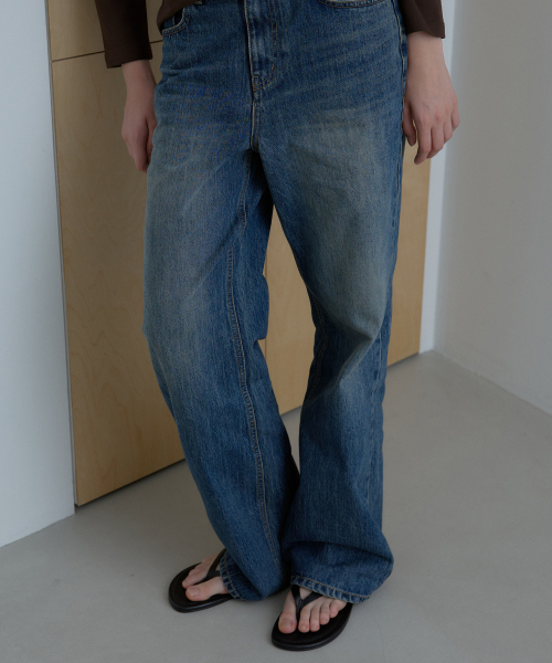 CCOMA(コンマ)の「CMJ56 ローライズセミフレアパンツ(デニムパンツ・レディース・その他・SMALL/MEDIUM/LARGE)」の4枚目の写真