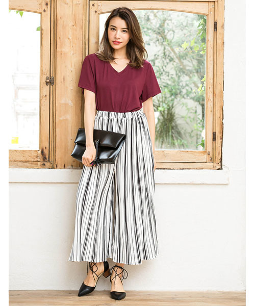 Re:EDIT（リエディ）の「シンプルVネックTシャツ[春夏新作][Re:EDIT/リエディ][リエディオリジナル]（Tシャツ/カットソー・レディース・グレー/ブラック/ワイン/モカ/ホワイト・LARGE/MEDIUM）」の15枚目の写真