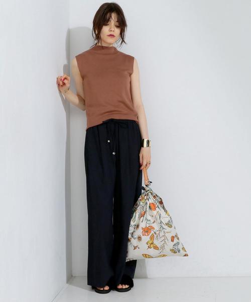 UNITED ARROWS（ユナイテッドアローズ）の「UBCB ボトルネックニット ◆（ニット/セーター・レディース・ブラック/ブラウン/ライトブルー・FREE）」の12枚目の写真