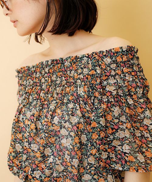 OLIVE des OLIVE(オリーブデオリーブ)の「★花柄オフショルブラウス(シャツ/ブラウス・レディース・ブラック/イエロー/レッド・FREE)」の5枚目の写真