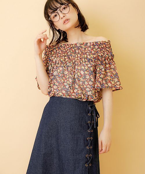 OLIVE des OLIVE(オリーブデオリーブ)の「★花柄オフショルブラウス(シャツ/ブラウス・レディース・ブラック/イエロー/レッド・FREE)」の9枚目の写真