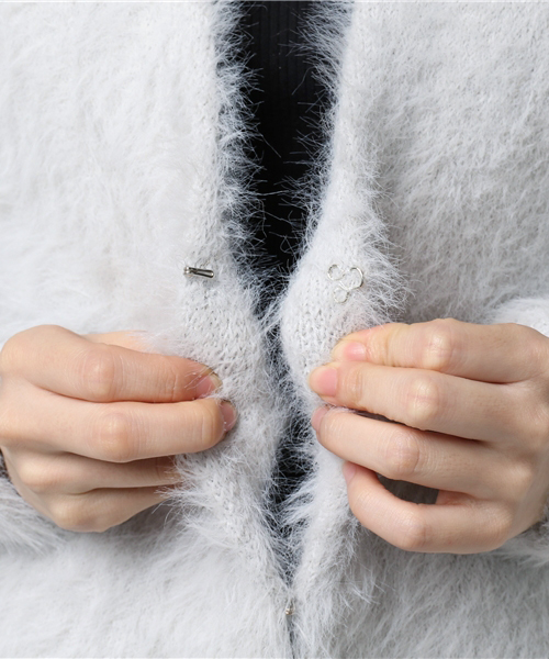 laboratory work（ラボラトリーワーク）の「ふわふわフェザーヤーンルーズカーデ（カーディガン/ボレロ・レディース・ブラック/ピンク/ライトグレー・MEDIUM）」の7枚目の写真