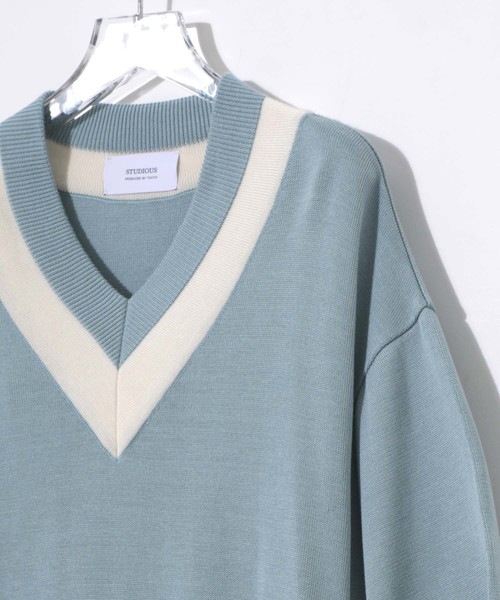 STUDIOUS（ステュディオス）の「【STUDIOUS】シルクブレンドVネックチルデンハーフスリーブニット（ニット/セーター・メンズ・ネイビー/サックスブルー/ブラック・1/2/3）」の7枚目の写真