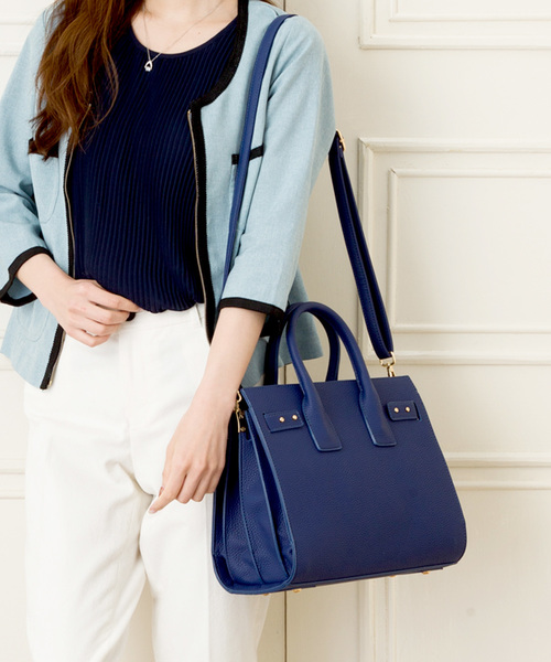 florist(フローリスト)の「【2way】スカーフ付きオフィストートバッグ(ハンドバッグ・レディース・ホワイト/ブラック/ベージュ/ネイビー/グレー/レッド/カーキ・FREE)」の14枚目の写真