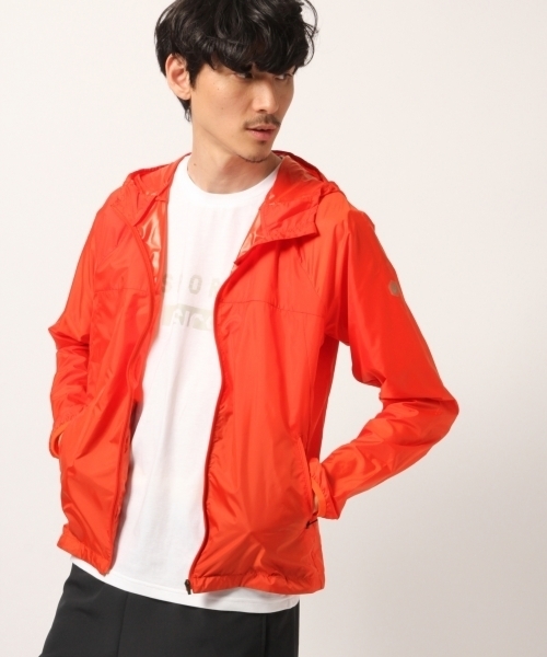 GLOBAL WORK(グローバルワーク)の「【ASICS】パッカブルジャケット Men/793375(パーカー・メンズ・ブラック/レッド・LARGE/MEDIUM)」の2枚目の写真