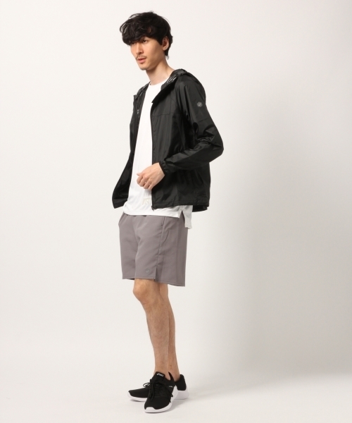 GLOBAL WORK(グローバルワーク)の「【ASICS】パッカブルジャケット Men/793375(パーカー・メンズ・ブラック/レッド・LARGE/MEDIUM)」の4枚目の写真