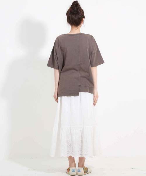 CUBE SUGAR(キューブシュガー)の「天竺パウダー加工リメイク風Tシャツ(Tシャツ/カットソー・レディース・チャコール/ネイビー/レッド/カーキ・M)」の9枚目の写真