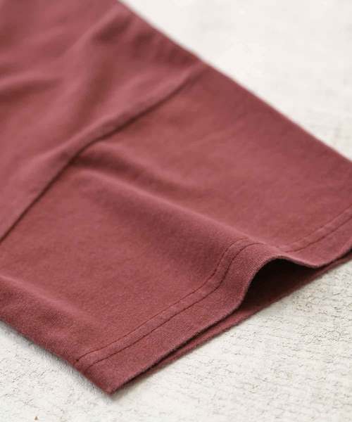 CUBE SUGAR(キューブシュガー)の「天竺パウダー加工リメイク風Tシャツ(Tシャツ/カットソー・レディース・チャコール/ネイビー/レッド/カーキ・M)」の15枚目の写真