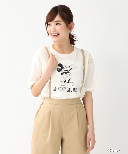 Colza コルザ の 大人気のディズニーコラボtシャツがプチプラで登場 Disney ミッキー キャラクター ｔシャツ ミッキー Tシャツ カットソー Wear