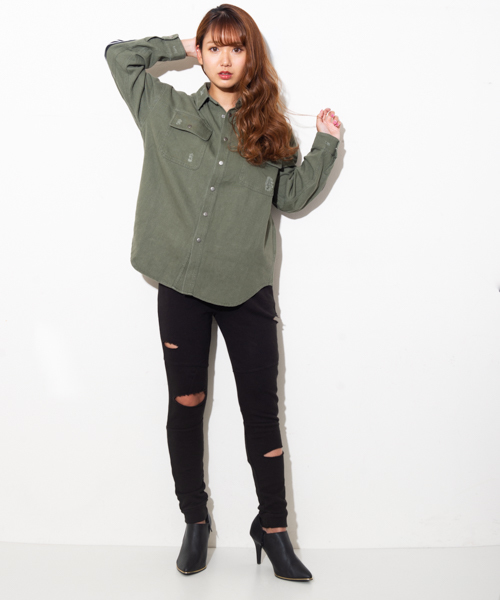 ROGER AND RAW(ロジャーアンドロウ)の「Roger&Raw / ピグメントブロークンパンツ(その他パンツ・レディース・ブラック/ブラック系その他/グレー・M)」の4枚目の写真