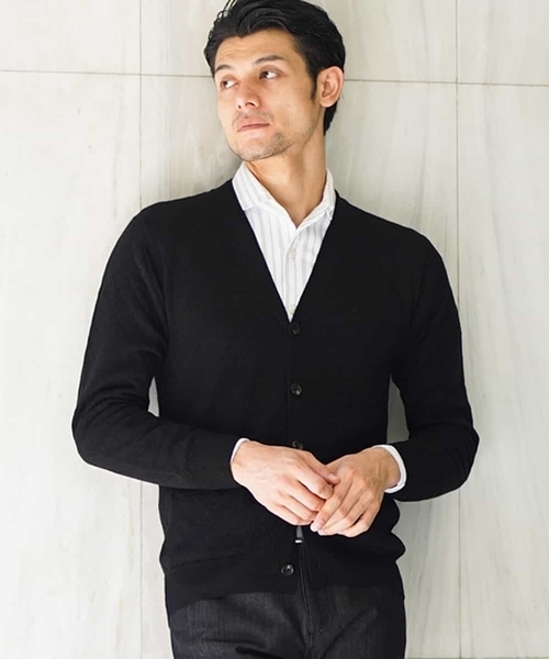 MICHEL KLEIN HOMME (ミッシェルクランオム)の「カーディガン(CASHWOOL)(ニット/セーター・メンズ・ブラック/グレー/ブルー/パープル・MEDIUM/LARGE/X-LARGE)」の16枚目の写真