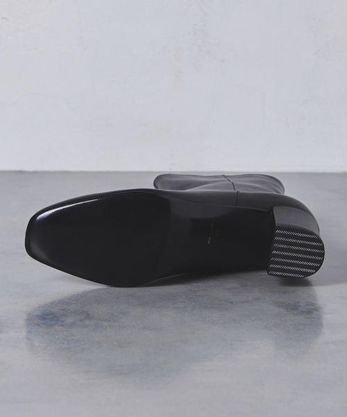 UNITED ARROWS（ユナイテッドアローズ）の「UWCB スクエアトゥ ショートブーツ（ブーツ・レディース・ブラック/ブラウン・35h/36/36h/37h/38/37/35）」の7枚目の写真