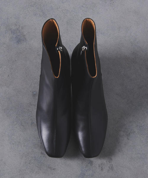 UNITED ARROWS（ユナイテッドアローズ）の「UWCB スクエアトゥ ショートブーツ（ブーツ・レディース・ブラック/ブラウン・35h/36/36h/37h/38/37/35）」の4枚目の写真