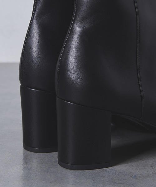 UNITED ARROWS（ユナイテッドアローズ）の「UWCB スクエアトゥ ショートブーツ（ブーツ・レディース・ブラック/ブラウン・35h/36/36h/37h/38/37/35）」の3枚目の写真