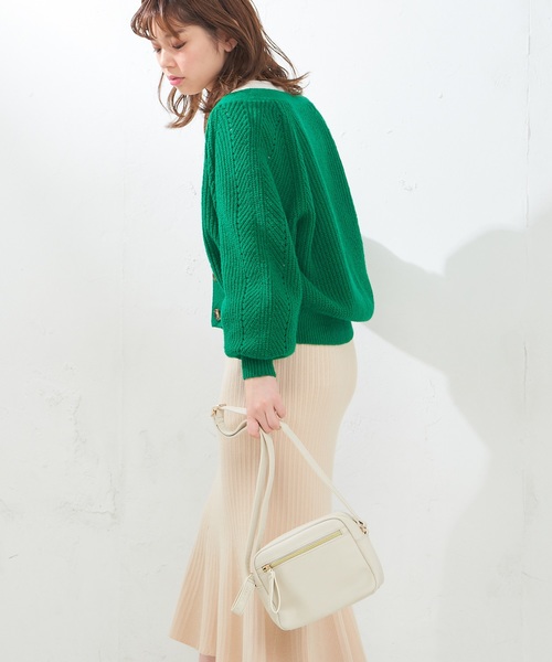 natural couture（ナチュラルクチュール）の「ぷくぷく片畦ニットカーディガン（カーディガン/ボレロ・レディース・ベージュ/ネイビー/オフホワイト/グリーン/ライトピンク・FREE）」の4枚目の写真