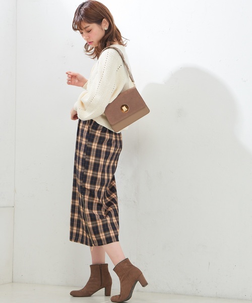 natural couture（ナチュラルクチュール）の「ぷくぷく片畦ニットカーディガン（カーディガン/ボレロ・レディース・ベージュ/ネイビー/オフホワイト/グリーン/ライトピンク・FREE）」の6枚目の写真