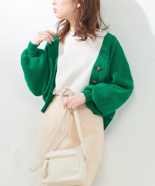 natural couture（ナチュラルクチュール）の「ぷくぷく片畦ニットカーディガン（カーディガン/ボレロ・レディース・ベージュ/ネイビー/オフホワイト/グリーン/ライトピンク・FREE）」の14枚目の写真