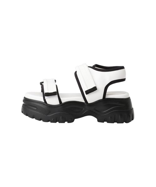 EMODA(エモダ)の「バルキースニーカーシューズ(サンダル・レディース・ホワイト/ブラック・SMALL/MEDIUM/LARGE)」の11枚目の写真