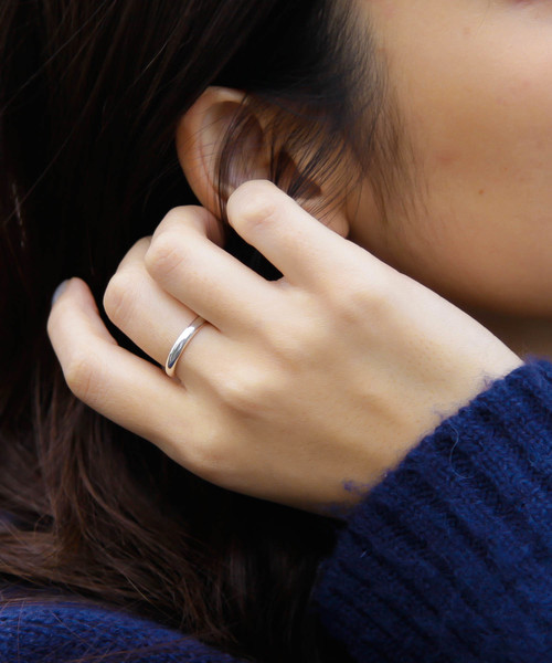 Genri(ゲンリ)の「Genri/ROUND PLAIN RING zaimokuza(リング・メンズ・シルバー・11号/9号/5号/13号/17号/19号/7号/15号)」の4枚目の写真