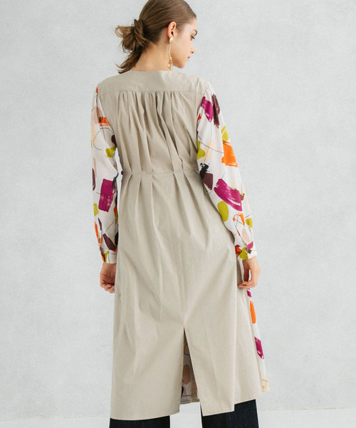 UNITED TOKYO（ユナイテッドトウキョウ）の「アートフォームプリントワンピース（ワンピース・レディース・ダークグレー/アイボリー・1）」の16枚目の写真