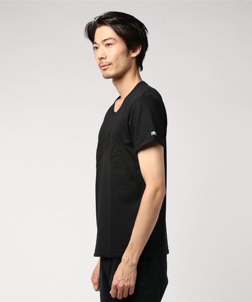 TMT(ティーエムティー)の「S/SS TEE(BIGHOLIDAY)(Tシャツ/カットソー・メンズ・ホワイト/ブラック/トップグレー・SMALL/MEDIUM/LARGE)」の10枚目の写真
