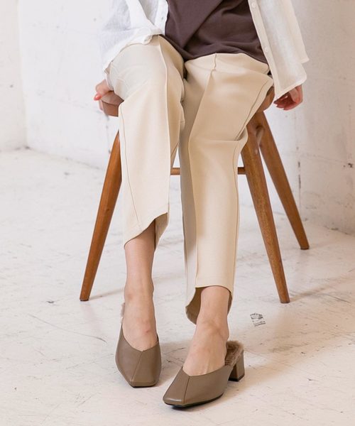 KOBE LETTUCE（コウベレタス）の「[スムース/クロコダイル型押し]スクエアトゥファーミュール（その他シューズ・レディース・ベージュ系その他/ブラック/ブラウン系その他2/ブラウン系その他/グレー系その他/ホワイト系その他・S/LL/M/L）」の6枚目の写真