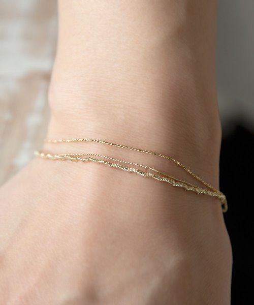 colleca la（コレカラ）の「ミックスチェーンブレスレット（ブレスレット・レディース・シルバー/ゴールド・ﾌﾘ-）」の7枚目の写真