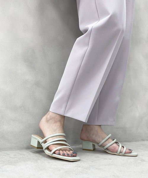 natural couture(ナチュラルクチュール)の「チューブヒモミュールサンダル(サンダル・レディース・ミント/クリア/アイボリー/ピンクゴールド・L/M)」の14枚目の写真