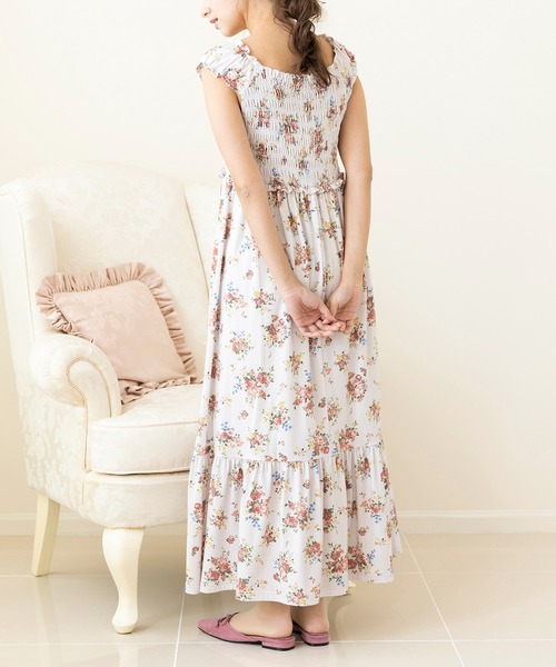 セール Ouchi De Rose シャーリングマキシワンピース ワンピース Rose Tiara ローズティアラ のファッション通販 Zozotown