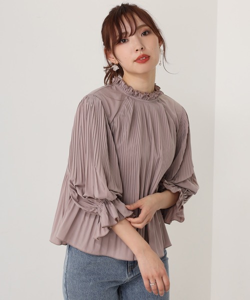 one after another NICE CLAUP（ワンアフターアナザーナイスクラップ）の「【ZOZO限定】消しプリーツ切替ブラウス（シャツ/ブラウス・レディース・ホワイト系その他/ブラック/モカ/グリーン系その他/ドット/スモークピンク/その他1/サックスブルー・FREE）」の21枚目の写真