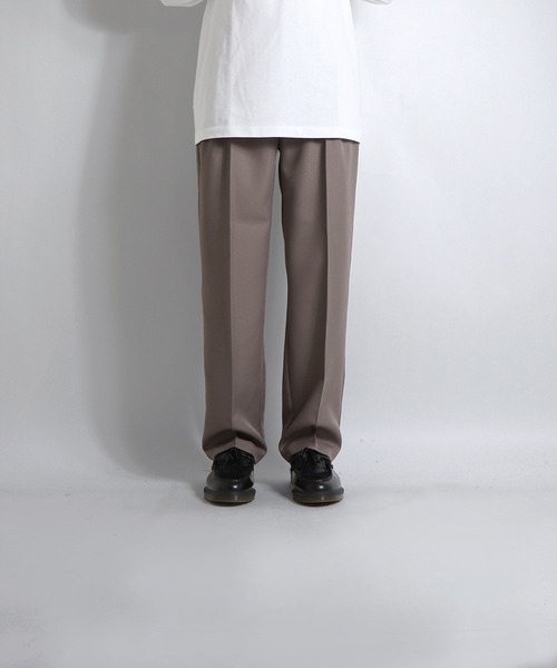 Confirm（コンファーム）の「25SS 極美シルエット 脚長 タック センタープレス ストレートパンツ スラックス【Confirm】（スラックス・メンズ・ブラック/パープル/ブルー/アイボリー/ブラウン/チャコールグレー/ブラウン系その他/ネイビー・M/L/S/XL）」の8枚目の写真