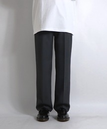 極美シルエット 脚長 タック センタープレス ストレートパンツ スラックス