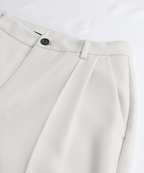 Confirm（コンファーム）の「25SS 極美シルエット 脚長 タック センタープレス ストレートパンツ スラックス【Confirm】（スラックス・メンズ・ブラック/パープル/ブルー/アイボリー/ブラウン/チャコールグレー/ブラウン系その他/ネイビー・M/L/S/XL）」の21枚目の写真