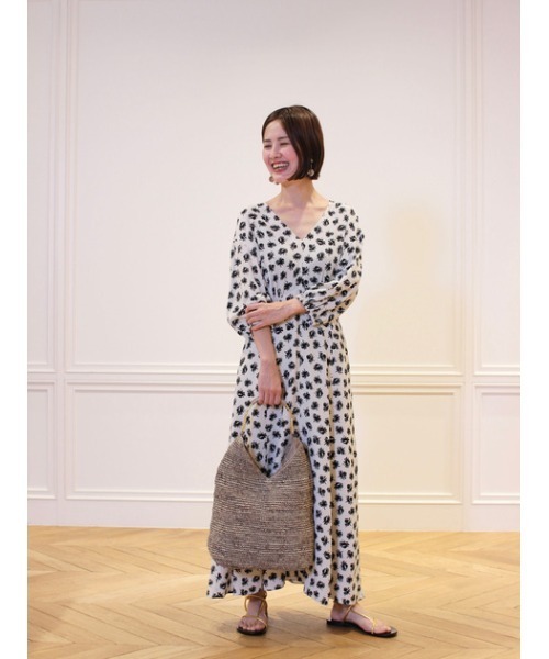 allureville アルアバイルフラワープリントノースリーブロングワンピース 楊柳シアーフラワープリントワンピース|allureville OFFICIAL