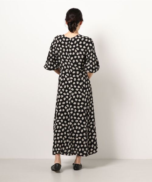 【新品未使用・お買い得！！】アルアバイル/ワンピース/黒×白/ドット柄/サイズ1 allureville（アルアバイル）の「ドットティアードワンピース