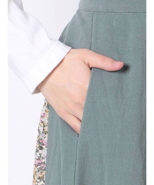 merry jenny（メリージェニー）の「flowerコンビフレアスカート（スカート・レディース・ベージュ/ネイビー/グリーン・FREE）」の16枚目の写真