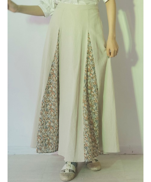 merry jenny（メリージェニー）の「flowerコンビフレアスカート（スカート・レディース・ベージュ/ネイビー/グリーン・FREE）」の5枚目の写真