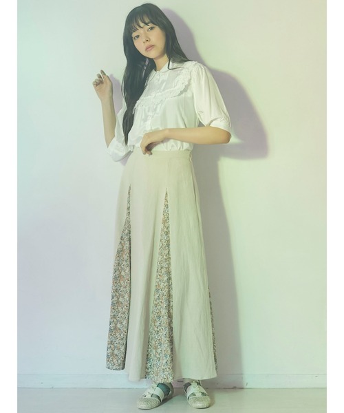 merry jenny（メリージェニー）の「flowerコンビフレアスカート（スカート・レディース・ベージュ/ネイビー/グリーン・FREE）」の7枚目の写真