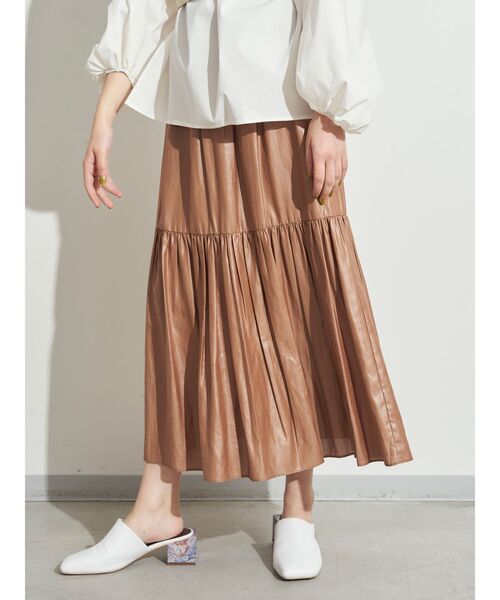 ELENDEEK（エレンディーク）の「チンツギャザースカート（スカート・レディース・ブラック/オフホワイト/ベージュ・01/02）」の3枚目の写真