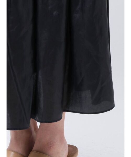 ELENDEEK（エレンディーク）の「チンツギャザースカート（スカート・レディース・ブラック/オフホワイト/ベージュ・01/02）」の17枚目の写真