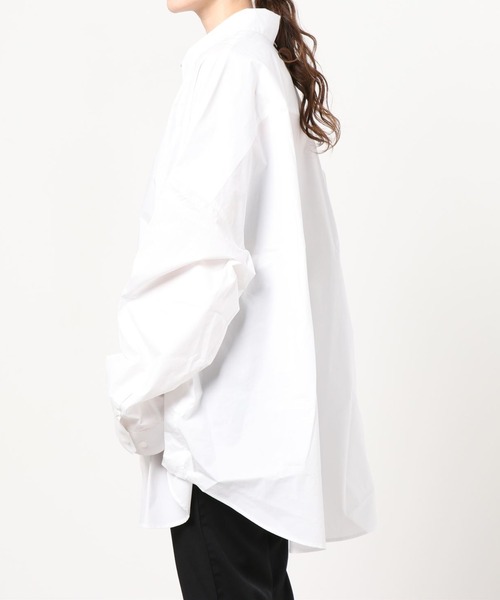 TTSWTRS(タトゥーセーターズ)の「【TTSWTRS】 WHITE OVERSIZED SHIRT(シャツ/ブラウス・レディース・ホワイト・ONE SIZE)」の10枚目の写真
