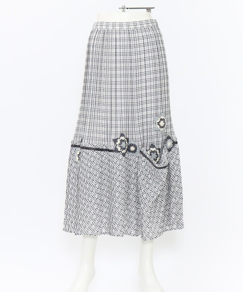 AS KNOW AS de base（アズノゥアズドゥバズ）の「チェックにかぎ針ＳＫ（スカート・レディース・ホワイト×ブルー/ホワイト×ブラック・FREE）」の6枚目の写真