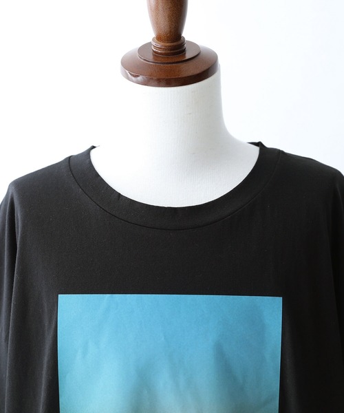 osharewalker（オシャレウォーカー）の「【廃盤】『ビッグシルエットフォトプリントTシャツ』（Tシャツ/カットソー・メンズ・ブラック・FREE）」の8枚目の写真