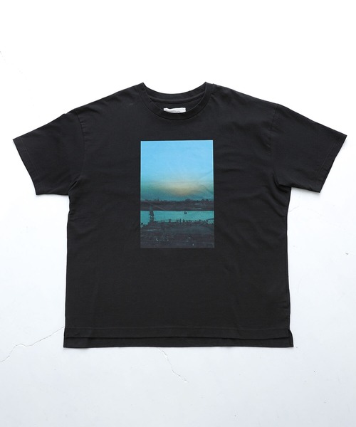 osharewalker（オシャレウォーカー）の「【廃盤】『ビッグシルエットフォトプリントTシャツ』（Tシャツ/カットソー・メンズ・ブラック・FREE）」の13枚目の写真